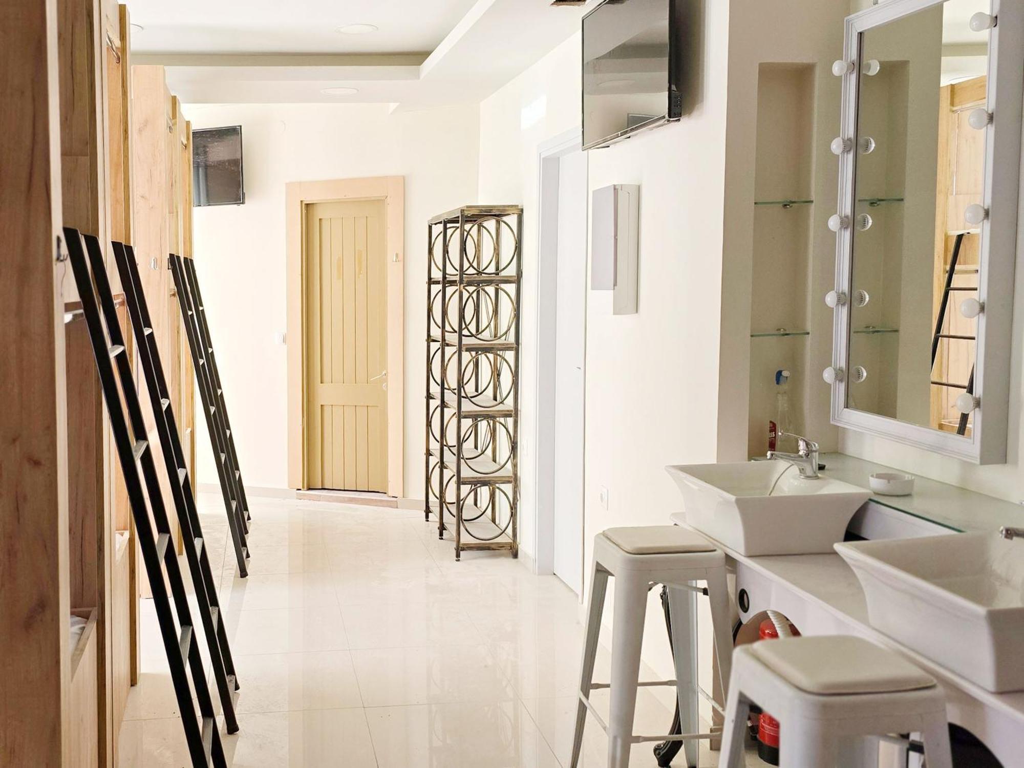 Hostel Parea Hersonissos Eksteriør billede